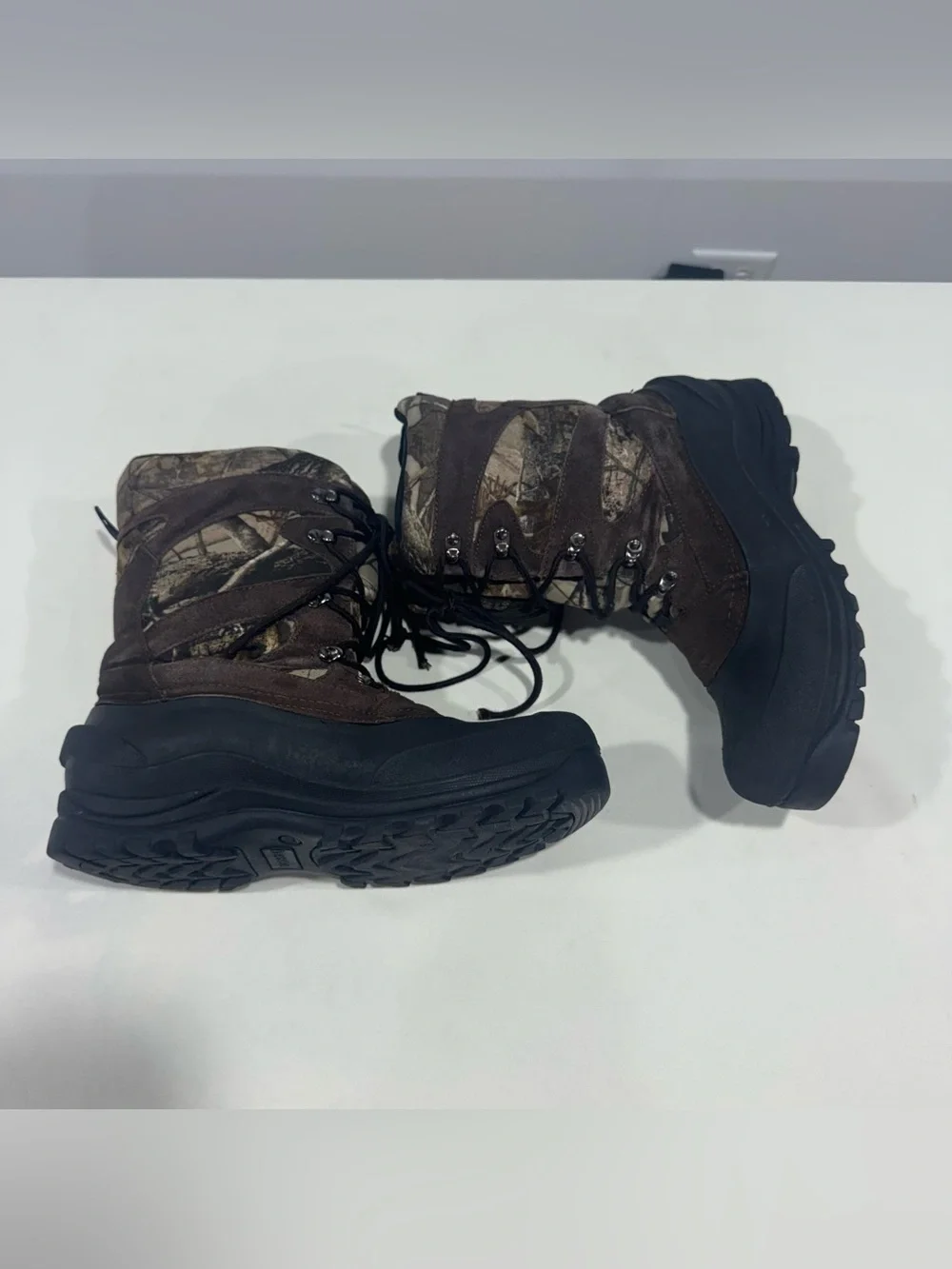Itasca Men’s Ketchikan Winter Snow/Hunting Boot Camouflage Sz.11.US Leather Uppe
